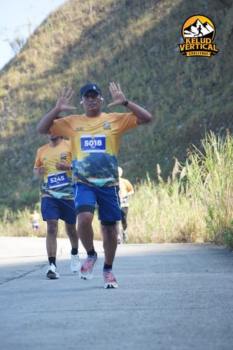 Race photo from Kelud Vertical Challenge 2024