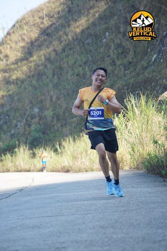 Race photo from Kelud Vertical Challenge 2024