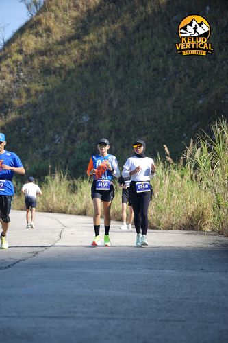 Race photo from Kelud Vertical Challenge 2024