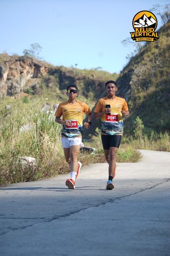 Race photo from Kelud Vertical Challenge 2024