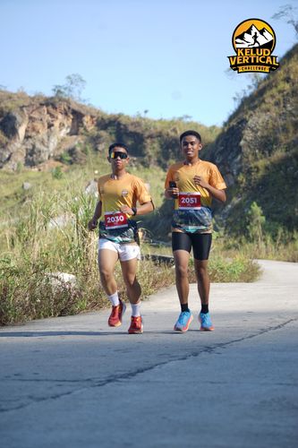 Race photo from Kelud Vertical Challenge 2024