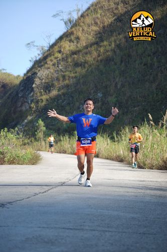 Race photo from Kelud Vertical Challenge 2024