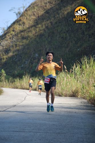 Race photo from Kelud Vertical Challenge 2024