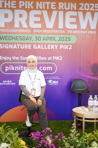 Race photo from PIK NITE RUN VIBES