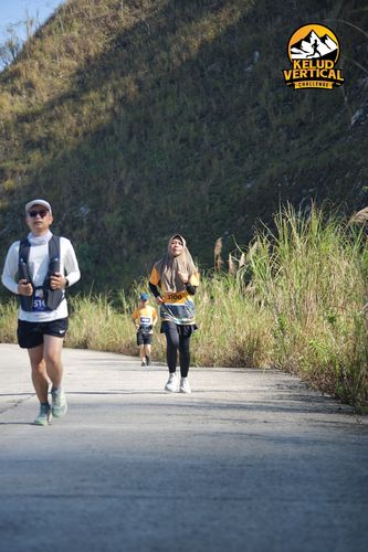Race photo from Kelud Vertical Challenge 2024