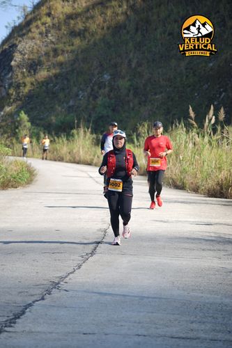 Race photo from Kelud Vertical Challenge 2024