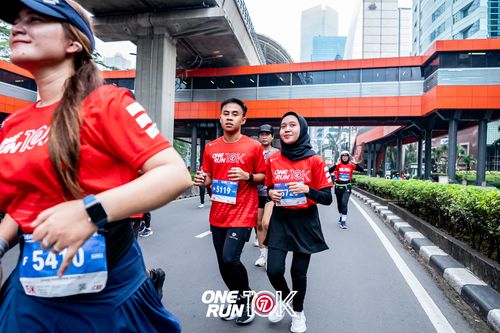Race photo from ONE RUN 10K 2025