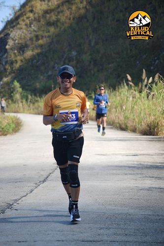 Race photo from Kelud Vertical Challenge 2024