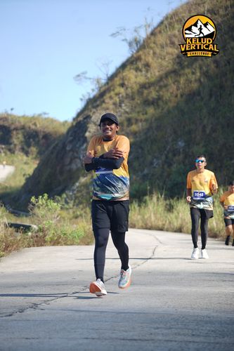 Race photo from Kelud Vertical Challenge 2024
