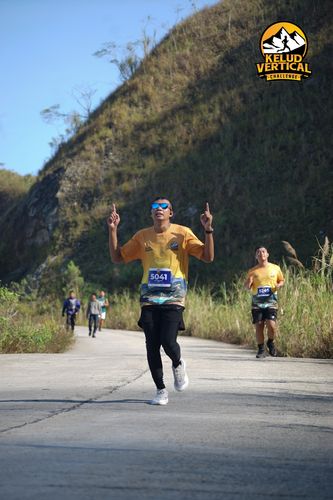 Race photo from Kelud Vertical Challenge 2024