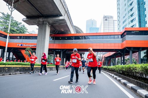 Race photo from ONE RUN 10K 2025