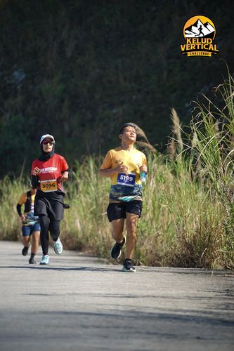 Race photo from Kelud Vertical Challenge 2024