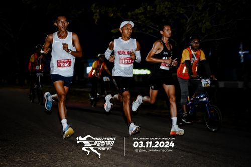 Race photo from Arutmin Borneo Run 2024