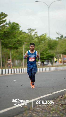 Race photo from Arutmin Borneo Run 2024
