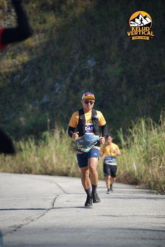 Race photo from Kelud Vertical Challenge 2024