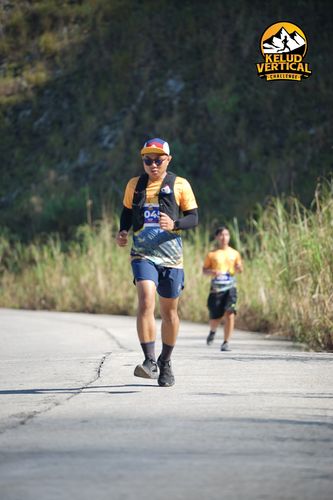 Race photo from Kelud Vertical Challenge 2024