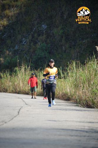 Race photo from Kelud Vertical Challenge 2024