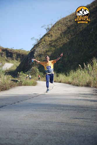 Race photo from Kelud Vertical Challenge 2024