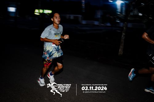 Race photo from Arutmin Borneo Run 2024