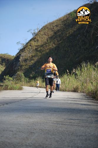 Race photo from Kelud Vertical Challenge 2024