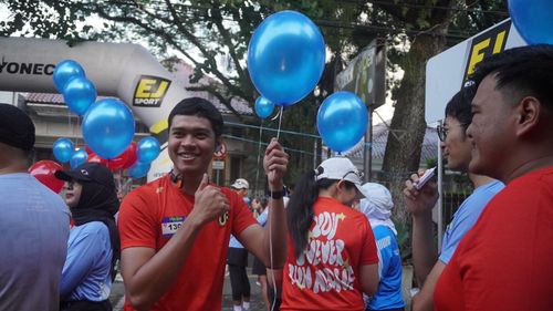 Race photo from Happy One Decade Unpad Runner
