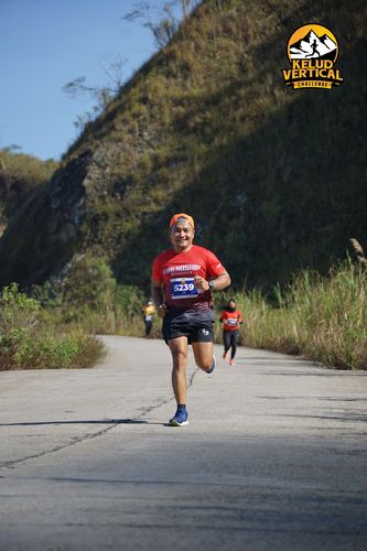 Race photo from Kelud Vertical Challenge 2024
