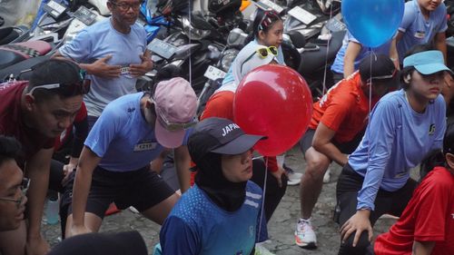 Race photo from Happy One Decade Unpad Runner