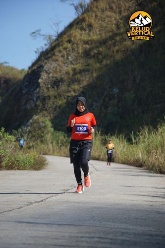 Race photo from Kelud Vertical Challenge 2024