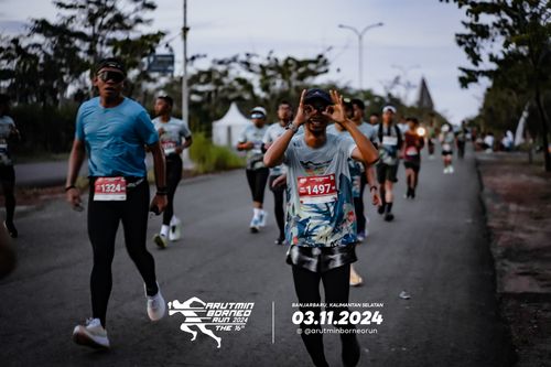 Race photo from Arutmin Borneo Run 2024