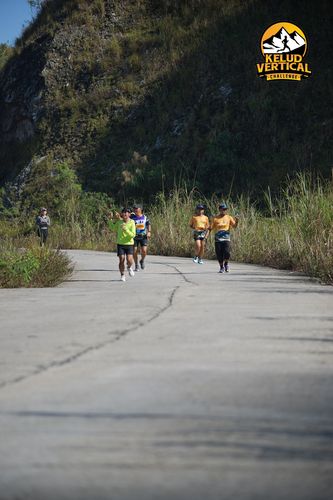 Race photo from Kelud Vertical Challenge 2024