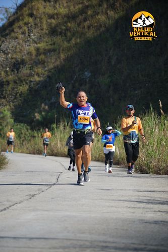 Race photo from Kelud Vertical Challenge 2024