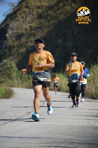 Race photo from Kelud Vertical Challenge 2024