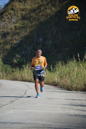 Race photo from Kelud Vertical Challenge 2024