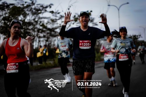 Race photo from Arutmin Borneo Run 2024