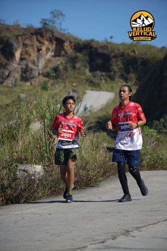 Race photo from Kelud Vertical Challenge 2024