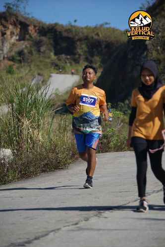 Race photo from Kelud Vertical Challenge 2024