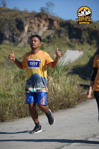 Race photo from Kelud Vertical Challenge 2024