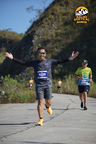Race photo from Kelud Vertical Challenge 2024