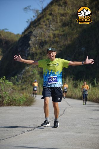 Race photo from Kelud Vertical Challenge 2024