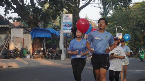 Race photo from Happy One Decade Unpad Runner
