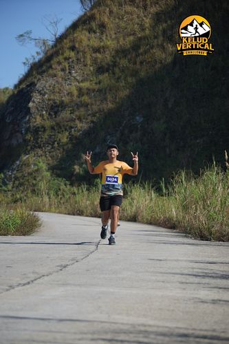 Race photo from Kelud Vertical Challenge 2024