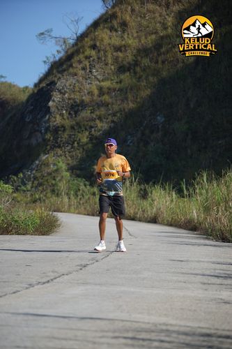 Race photo from Kelud Vertical Challenge 2024
