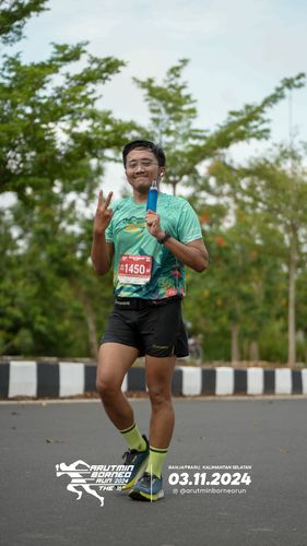 Race photo from Arutmin Borneo Run 2024