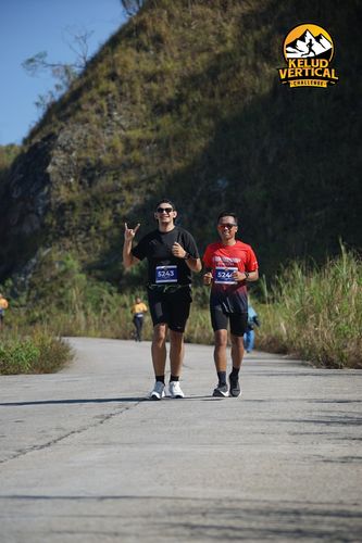 Race photo from Kelud Vertical Challenge 2024