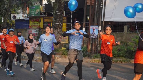 Race photo from Happy One Decade Unpad Runner