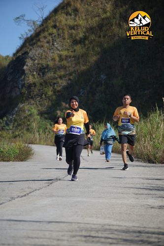 Race photo from Kelud Vertical Challenge 2024
