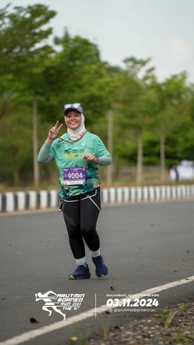 Race photo from Arutmin Borneo Run 2024