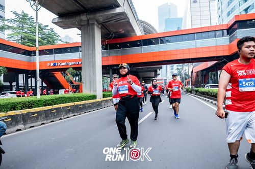 Race photo from ONE RUN 10K 2025