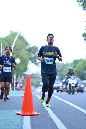 Race photo from KEMLU RUN 2025