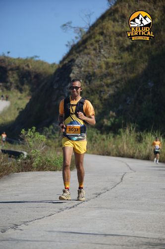 Race photo from Kelud Vertical Challenge 2024